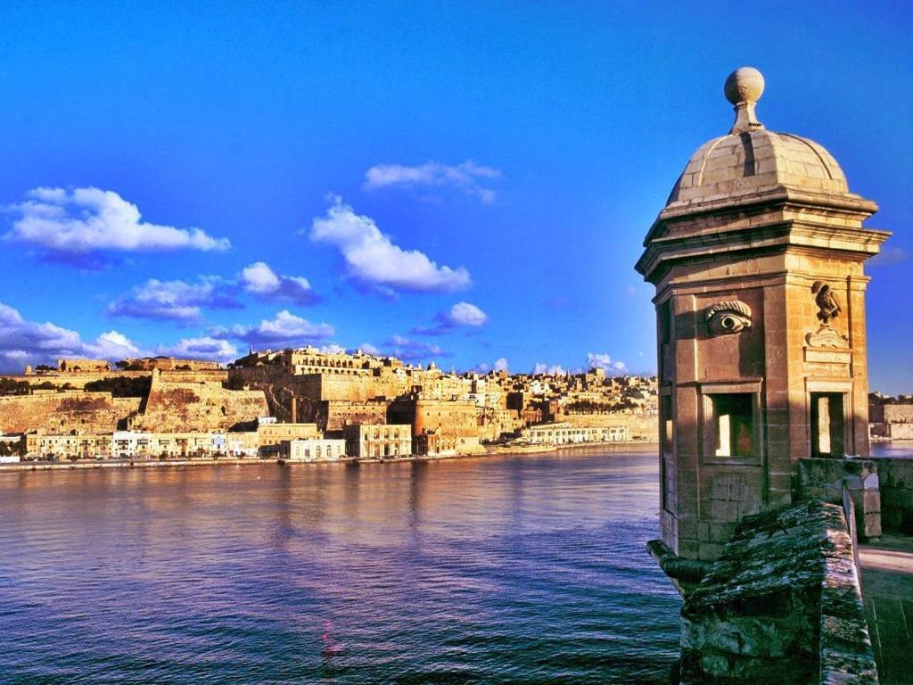 Traditional Maltese Townhouse, Roof Terrace And Views Senglea Exterior foto